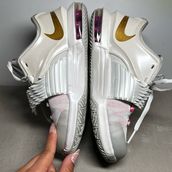 KD 7 Aunt Pearl - Picture 3 of 5